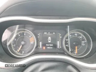 2018 Jeep Cherokee Latitude Plus с VIN 1C4PJLLB8JD538160, выставлен на аукционе Copart как лот 61352795 с пробегом 95 818 миль миль и Списание • Salvage title. История ставок и продаж доступна на DreamBid. Изображение 9.