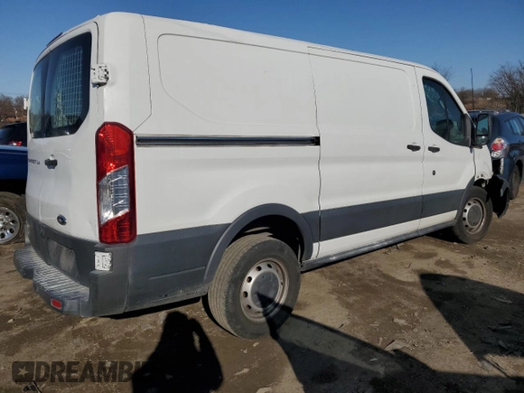 2015 Ford Transit Cargo z VIN 1FTNE1YM7FKA50119, wystawiony jako Copart lot #57963515 z przebiegiem Nie podano mil oraz Nie do naprawy • Non repairable. Historia ofert i sprzedaży dostępna na DreamBid. Obrazek 3.