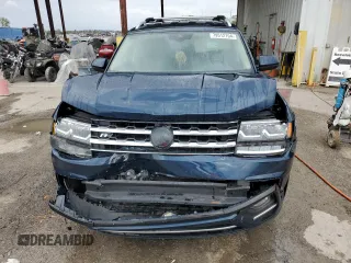2018 Volkswagen Atlas SE with VIN 1V2FR2CA3JC557502, listed as a Copart auction lot 79512704 with 175,597 mi miles and Non repairable. Bid and sale history available at DreamBid. Image 5.