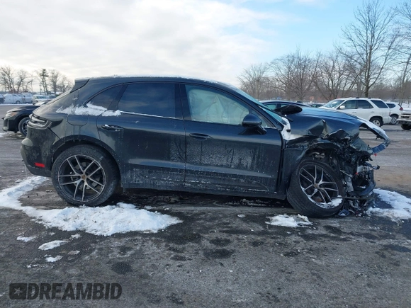 2023 Porsche Macan with VIN WP1AA2A56PLB06547, listed as a IAAI auction lot 41373417 with 25,267 mi miles. Bid and sale history available at carsss.com. Image 13.