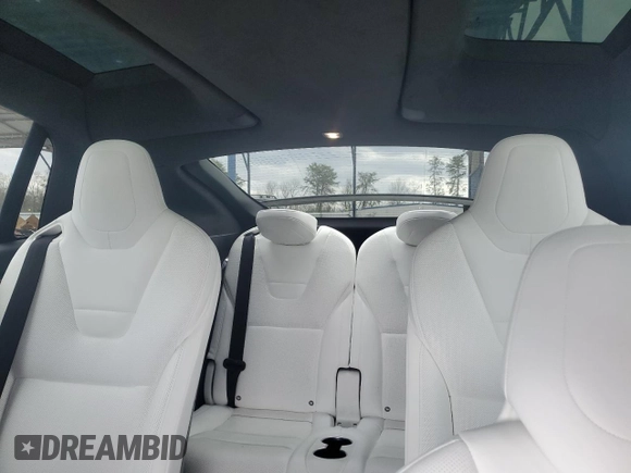 2016 Tesla Model X 70D with VIN 5YJXCBE21GF004162, listed as a Copart auction lot 47462715 with 88,593 mi miles and Salvage Title. Bid and sale history available at carsss.com. Image 10.