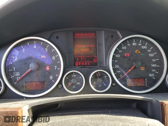 2008 Volkswagen Touareg 2 V6 with VIN WVGBE77L38D003283, listed as a Copart auction lot 52782155 with 3,292,025 mi miles and Salvage Title. Bid and sale history available at carsss.com. Image 9.