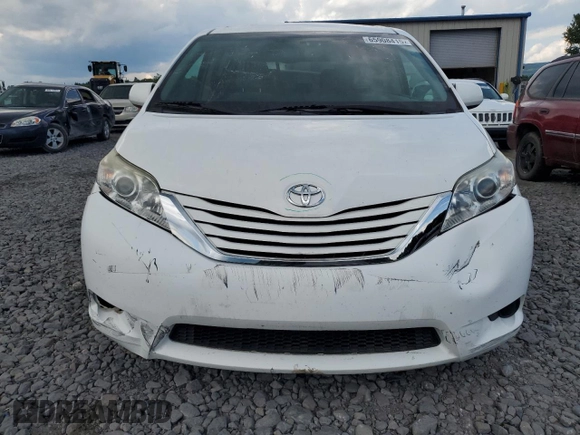2017 Toyota Sienna LE with VIN 5TDJZ3DC3HS171060, listed as a Copart auction lot 65908415 with 108,082 mi miles and Salvage title. Bid and sale history available at DreamBid. Image 5.