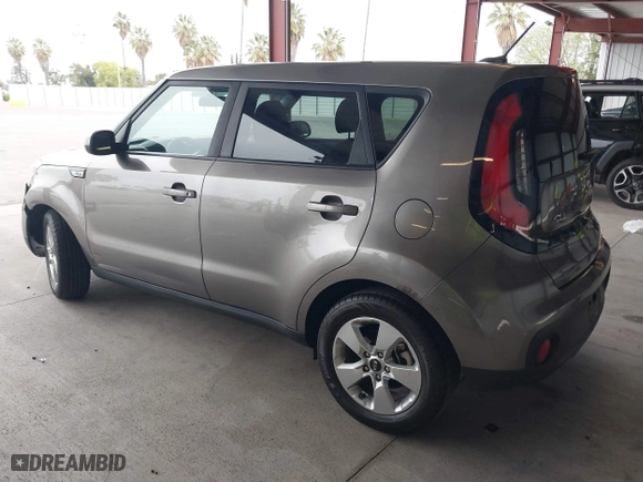 2019 Kia Soul with VIN KNDJN2A2XK7022048, listed as a IAAI auction lot 42065621 with 124,293 mi miles. Bid and sale history available at carsss.com. Image 3.