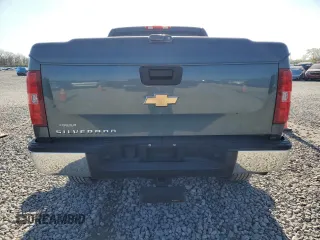 2009 Chevrolet Silverado 1500 Work Truck with VIN 1GCEC14X39Z177807, listed as a Copart auction lot 54479315 with 133,062 mi miles and Salvage Title. Bid and sale history available at DreamBid. Image 6.