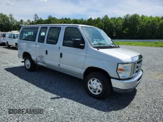 2011 Ford Econoline Passenger XL с VIN 1FBNE3BL2BDA25627, выставлен на аукционе Copart как лот 60203895 с пробегом 120 027 миль миль и Списание • Salvage title. История ставок и продаж доступна на DreamBid. Изображение 4.
