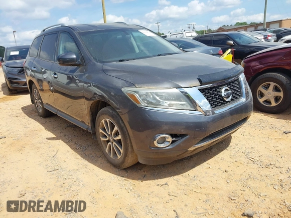 2014 Nissan Pathfinder SV with VIN 5N1AR2MM7EC710811, listed as a IAAI auction lot 42142870 with 158,803 mi miles. Bid and sale history available at carsss.com. Image 1.
