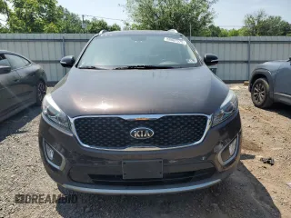 2017 Kia Sorento EX z VIN 5XYPH4A17HG278955, wystawiony jako Copart lot #58809575 z przebiegiem 44 997 mil mil oraz Szkoda całkowita • Salvage title. Historia ofert i sprzedaży dostępna na DreamBid. Obrazek 5.