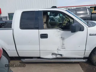 2004 Ford F-150 XLT with VIN 1FTRX12534KC29493, listed as a IAAI auction lot 41470710 with 272,253 mi miles. Bid and sale history available at carsss.com. Image 13.