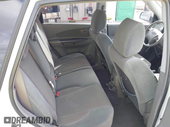 2006 Hyundai Tucson GLS with VIN KM8JN12D06U368350, listed as a IAAI auction lot 41645473 with 127,217 mi miles. Bid and sale history available at carsss.com. Image 8.