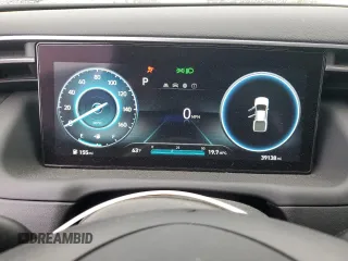 2022 Hyundai Santa Cruz SEL z VIN 5NTJCDAE7NH015443, wystawiony jako Copart lot #54715355 z przebiegiem 39 138 mil mil oraz Szkoda całkowita • Salvage title. Historia ofert i sprzedaży dostępna na DreamBid. Obrazek 9.