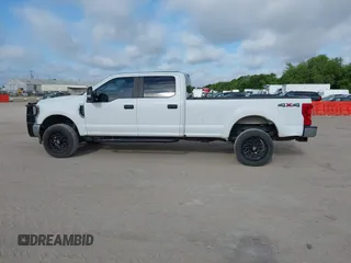 2019 Ford F-250 XL с VIN 1FT7W2B67KEG72329, выставлен на аукционе IAAI как лот 42490688 с пробегом 145 729 миль миль и . История ставок и продаж доступна на DreamBid. Изображение 14.
