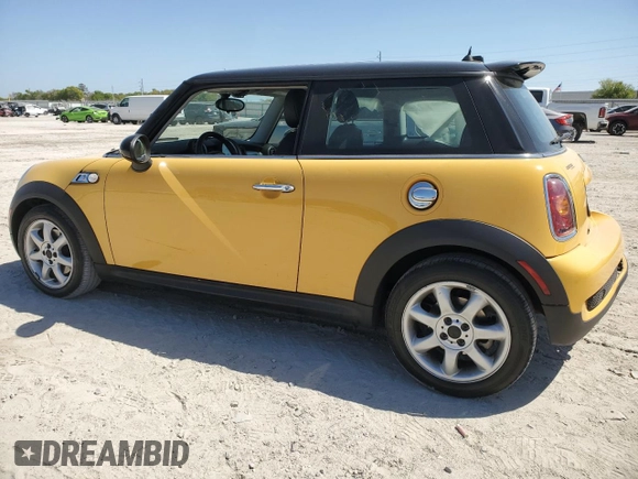 2007 MINI Hardtop S with VIN WMWMF73567TL90141, listed as a Copart auction lot 50103625 with 88,702 mi miles and Non Repairable. Bid and sale history available at DreamBid. Image 2.