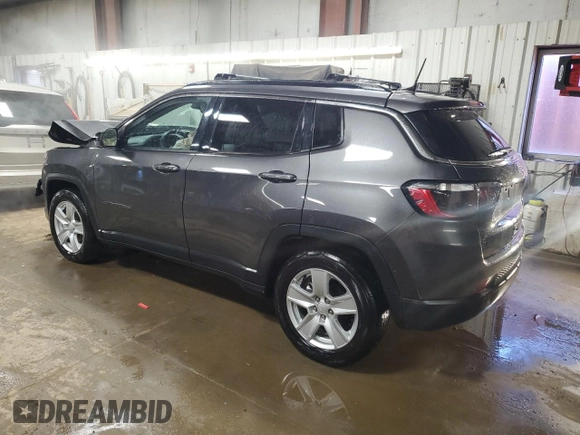 2022 Jeep Compass Latitude with VIN 3C4NJCBB1NT189125, listed as a Copart auction lot 49961065 with 39,934 mi miles and Salvage Title. Bid and sale history available at carsss.com. Image 2.