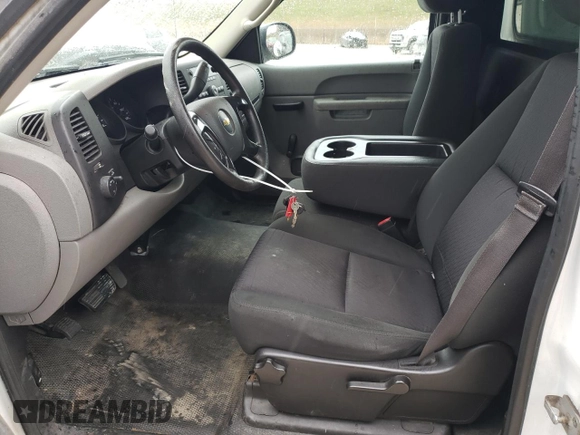2013 Chevrolet Silverado 1500 Work Truck with VIN 1GCNCPEX2DZ154982, listed as a Copart auction lot 53034045 with 211,741 mi miles and Clean Title. Bid and sale history available at DreamBid. Image 7.