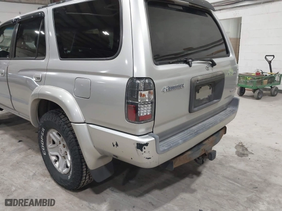 2000 Toyota 4Runner SR5 with VIN JT3HN86R6Y0307665, listed as a IAAI auction lot 42039007 with 162,449 mi miles. Bid and sale history available at carsss.com. Image 12.