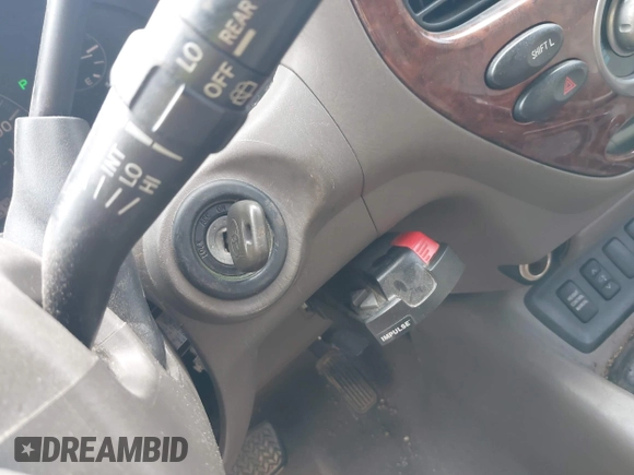 2006 Toyota Sequoia Limited with VIN 5TDZT38A46S269380, listed as a IAAI auction lot 41941588 with 285,464 mi miles and . Bid and sale history available at DreamBid. Image 11.