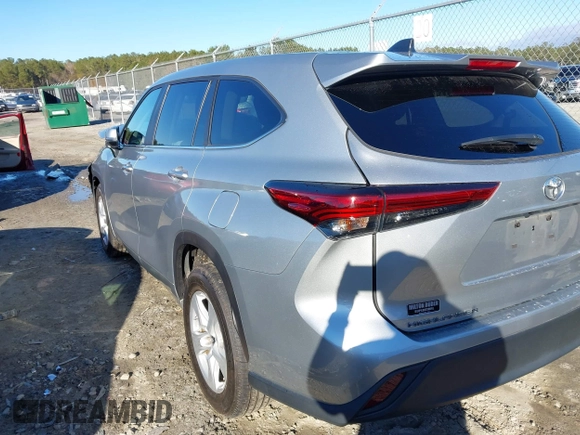 2023 Toyota Highlander L z VIN 5TDKDRAH1PS044814, wystawiony jako IAAI lot #41258184 z przebiegiem 54 055 mil mil oraz . Historia ofert i sprzedaży dostępna na DreamBid. Obrazek 3.