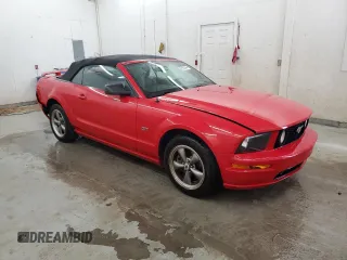 2005 Ford Mustang GT Deluxe with VIN 1ZVFT85H455241680, listed as a Copart auction lot 82101444 with 51,114 mi miles and Salvage Title. Bid and sale history available at DreamBid. Image 4.