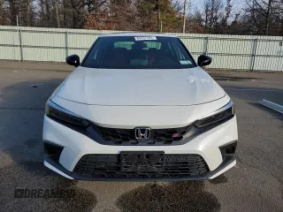 2022 Honda Civic Si z VIN 2HGFE1E51NH472864, wystawiony jako Copart lot #84237484 z przebiegiem Nie podano mil oraz Nie do naprawy • Non repairable. Historia ofert i sprzedaży dostępna na DreamBid. Obrazek 5.