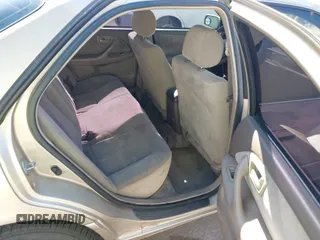 2000 Toyota Camry CE z VIN 4T1BG22K3YU732928, wystawiony jako IAAI lot #42326867 z przebiegiem 122 281 mil mil oraz . Historia ofert i sprzedaży dostępna na DreamBid. Obrazek 8.