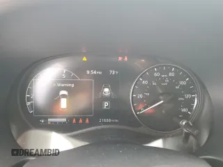 2024 Nissan Kicks SV z VIN 3N1CP5CV9RL495797, wystawiony jako Copart lot #55929895 z przebiegiem 21 688 mil mil oraz Szkoda całkowita • Salvage title. Historia ofert i sprzedaży dostępna na DreamBid. Obrazek 9.