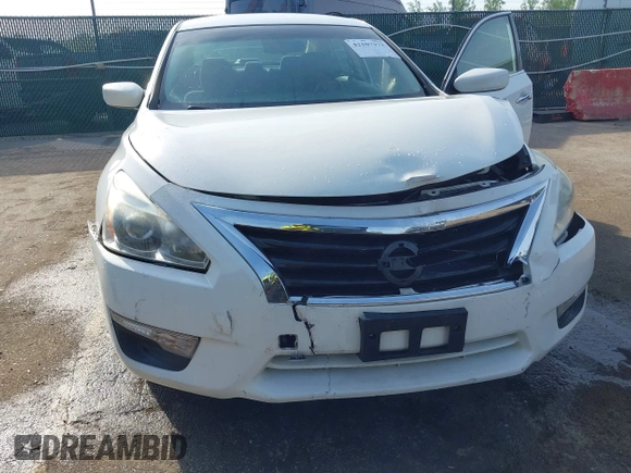 2015 Nissan Altima S with VIN 1N4AL3AP4FN388442, listed as a IAAI auction lot 42107172 with 113,354 mi miles and . Bid and sale history available at carsss.com. Image 6.
