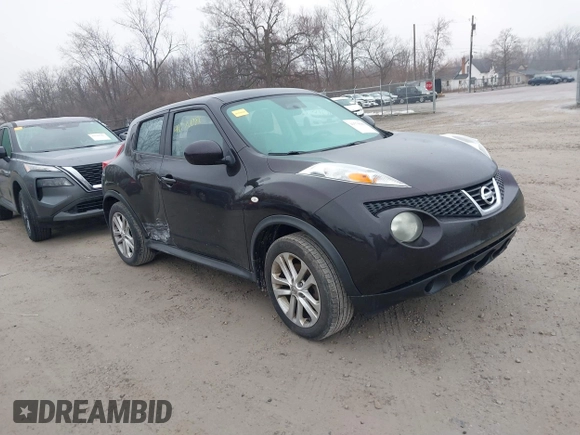2014 Nissan Juke S with VIN JN8AF5MV0ET361986, listed as a IAAI auction lot 41570086 with 135,534 mi miles. Bid and sale history available at carsss.com. Image 1.