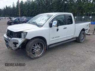 2005 Nissan Titan SE с VIN 1N6AA06B15N565357, выставлен на аукционе IAAI как лот 42321764 с пробегом 141 165 миль миль и . История ставок и продаж доступна на DreamBid. Изображение 2.