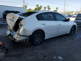 2010 Nissan Altima 2.5 S with VIN 1N4AL2AP5AN421337, listed as a Copart auction lot 53075845 with 162,465 mi miles and Salvage Title. Bid and sale history available at carsss.com. Image 3.