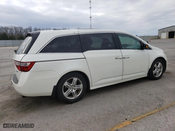 2013 Honda Odyssey Touring with VIN 5FNRL5H99DB011049, listed as a Copart auction lot 50626405 with 159,784 mi miles and Salvage Title. Bid and sale history available at carsss.com. Image 3.