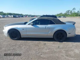 2014 Ford Mustang V6 with VIN 1ZVBP8EM7E5205630, listed as a IAAI auction lot 42269714 with 127,130 mi miles and . Bid and sale history available at DreamBid. Image 14.