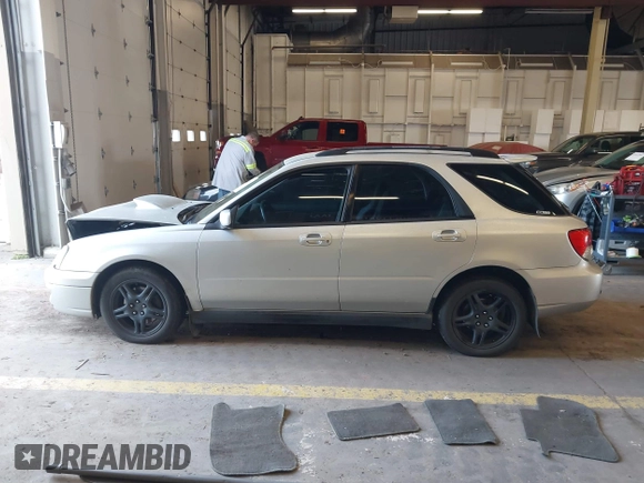 2004 Subaru Impreza Wagon (Natl) WRX Sport with VIN JF1GG29664G804819, listed as a IAAI auction lot 41825994 with 265,614 mi miles. Bid and sale history available at carsss.com. Image 14.