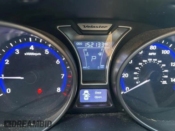 2013 Hyundai Veloster Turbo with VIN KMHTC6AE7DU115884, listed as a Copart auction lot 84959054 with 152,133 mi miles and Clean title. Bid and sale history available at DreamBid. Image 8.
