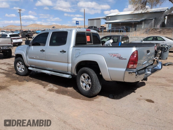 2006 Toyota Tacoma PreRunner z VIN 5TEJU62N56Z167225, wystawiony jako Copart lot #51672135 z przebiegiem 147 163 mil mil oraz Szkoda całkowita • Salvage title. Historia ofert i sprzedaży dostępna na DreamBid. Obrazek 2.