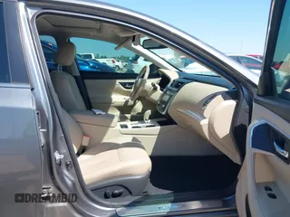 2016 Nissan Altima SR z VIN 1N4AL3AP5GC121498, wystawiony jako IAAI lot #41965883 z przebiegiem 128 381 mil mil oraz . Historia ofert i sprzedaży dostępna na DreamBid. Obrazek 5.