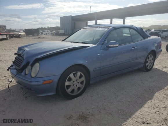 2002 Mercedes-Benz CLK-Class with VIN WDBLK65G82T122427, listed as a Copart auction lot 88716605 with 176,571 mi miles and Salvage Title. Bid and sale history available at carsss.com. Image 1.