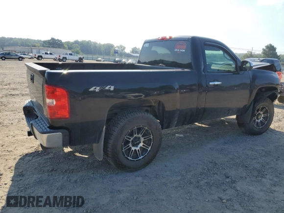 2012 Chevrolet Silverado 1500 LT with VIN 1GCNKSE05CZ189703, listed as a Copart auction lot 68562124 with 130,836 mi miles and Salvage Title. Bid and sale history available at carsss.com. Image 3.