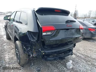 2019 Jeep Grand Cherokee Trailhawk with VIN 1C4RJFLTXKC696820, listed as a IAAI auction lot 41443851 with 50,848 mi miles. Bid and sale history available at carsss.com. Image 6.