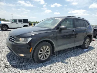 2018 Volkswagen Tiguan S z VIN 3VV1B7AX0JM010417, wystawiony jako Copart lot #54178815 z przebiegiem 103 353 mil mil oraz Szkoda całkowita • Salvage title. Historia ofert i sprzedaży dostępna na DreamBid. Obrazek 1.