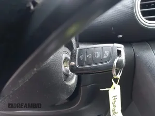 2021 Hyundai Kona SE с VIN KM8K12AA5MU642460, выставлен на аукционе IAAI как лот 42173824 с пробегом 116 520 миль миль и . История ставок и продаж доступна на DreamBid. Изображение 11.