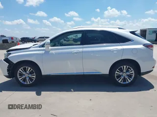 2013 Lexus RX 350 z VIN 2T2ZK1BA9DC090673, wystawiony jako IAAI lot #42082165 z przebiegiem 137 556 mil mil oraz . Historia ofert i sprzedaży dostępna na DreamBid. Obrazek 14.