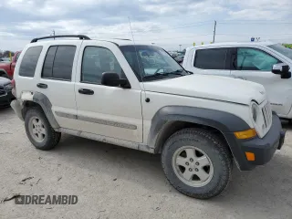 2006 Jeep Liberty Sport with VIN 1J4GL48K66W197579, listed as a Copart auction lot 47274625 with 214,608 mi miles and Clean Title. Bid and sale history available at carsss.com. Image 4.