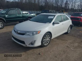 2014 Toyota Camry SE with VIN 4T1BK1FK0EU540896, listed as a IAAI auction lot 41611303 with 108,016 mi miles. Bid and sale history available at carsss.com. Image 17.