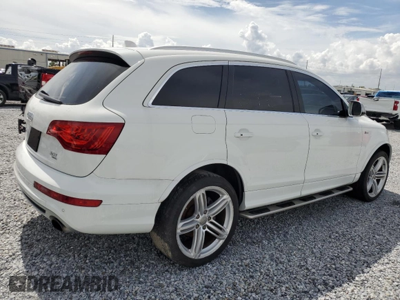 2014 Audi Q7 S line Prestige with VIN WA1DGAFE8ED000800, listed as a Copart auction lot 63136355 with 111,205 mi miles and Clean title. Bid and sale history available at DreamBid. Image 3.