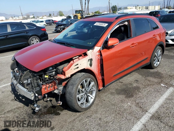 2022 Kia Niro Touring SE with VIN KNDCC3LC9N5545815, listed as a Copart auction lot 42260825 with 50,617 mi miles and Salvage Title. Bid and sale history available at carsss.com. Image 1.