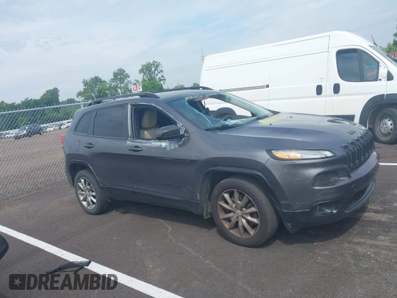 2018 Jeep Cherokee Latitude Tech Connect с VIN 1C4PJLCB3JD607790, выставлен на аукционе IAAI как лот 42482247 с пробегом 172 655 миль миль и . История ставок и продаж доступна на DreamBid. Изображение 13.