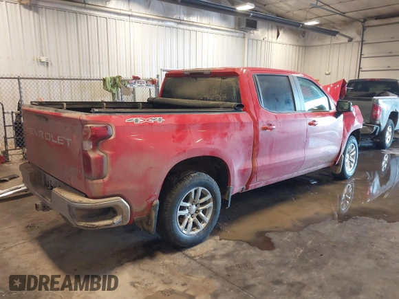 2019 Chevrolet Silverado 1500 LT with VIN 1GCUYDED2KZ133242, listed as a IAAI auction lot 41645716 with 129,803 mi miles. Bid and sale history available at carsss.com. Image 4.