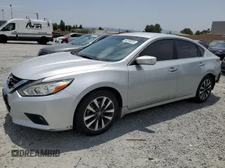 2017 Nissan Altima SR z VIN 1N4AL3AP1HC126621, wystawiony jako Copart lot #58258535 z przebiegiem 79 249 mil mil oraz Szkoda całkowita • Salvage title. Historia ofert i sprzedaży dostępna na DreamBid. Obrazek 1.
