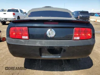 2008 Ford Mustang Deluxe with VIN 1ZVHT84N985193520, listed as a Copart auction lot 56186525 with 140,483 mi miles and Salvage title. Bid and sale history available at DreamBid. Image 6.